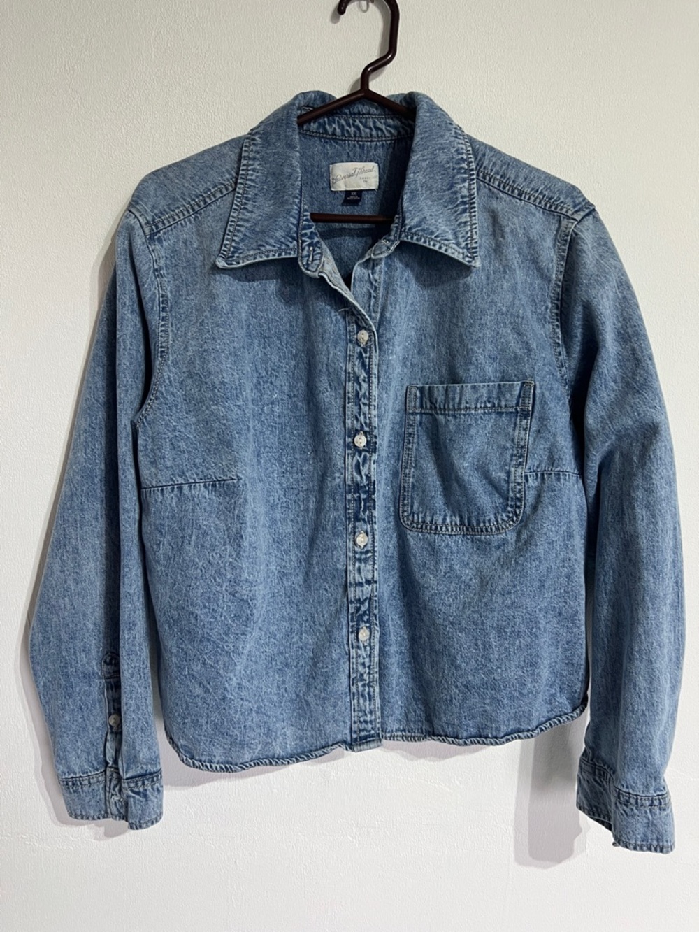 Universal Thread Medium Blue Denim Button-Up Cropped Jacket